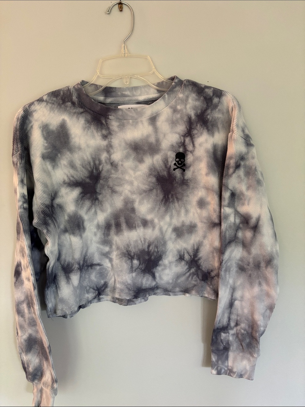 soulcycle Tie-Dye Ribbed Crop Top in Gray and Pale Pink